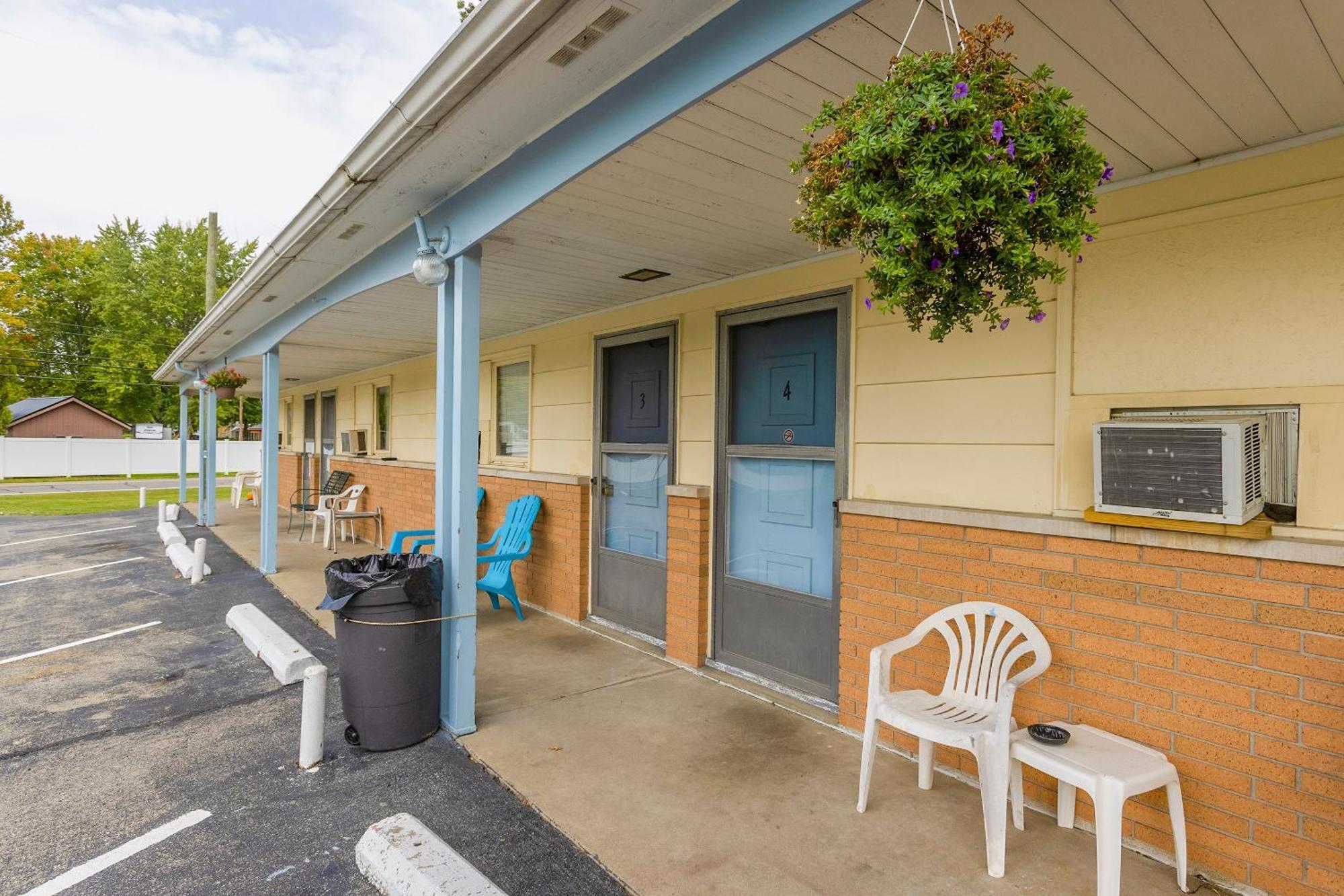 Conneaut Lakeshore Parkside Motel By Oyo Meadville Conneaut Lake المظهر الخارجي الصورة