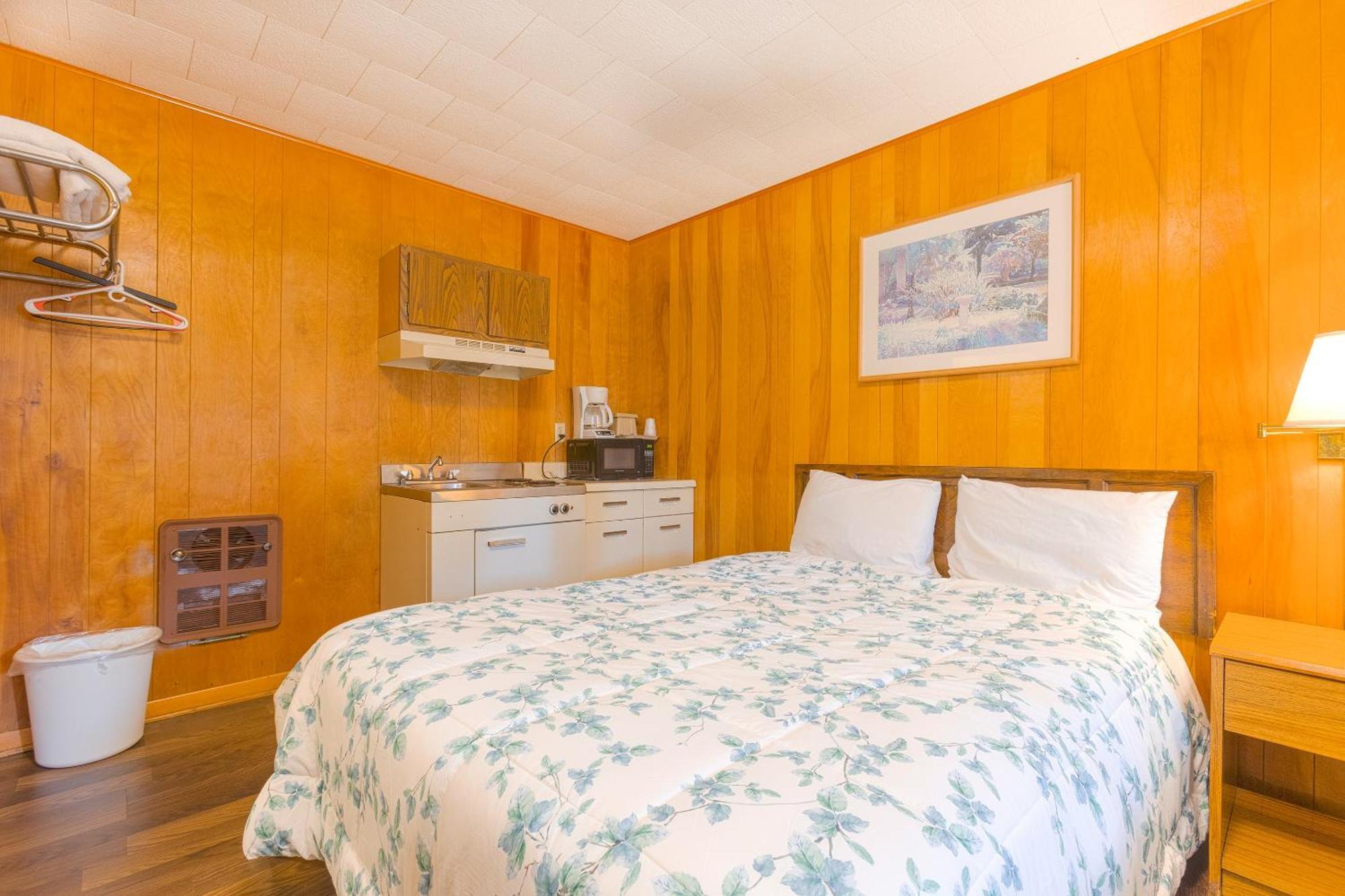 Conneaut Lakeshore Parkside Motel By Oyo Meadville Conneaut Lake المظهر الخارجي الصورة