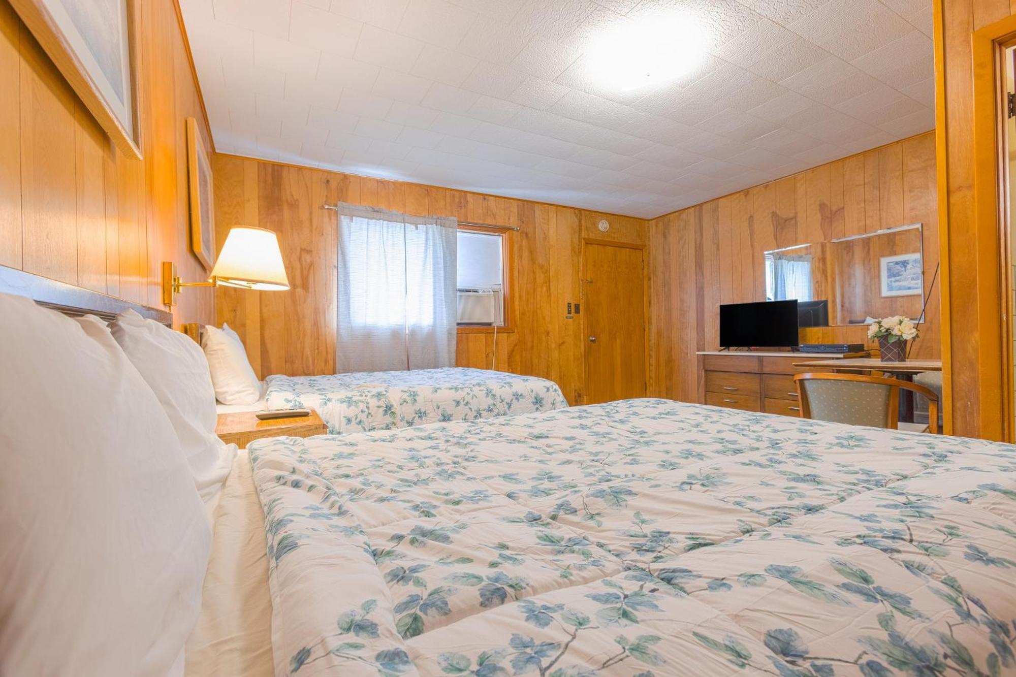 Conneaut Lakeshore Parkside Motel By Oyo Meadville Conneaut Lake المظهر الخارجي الصورة