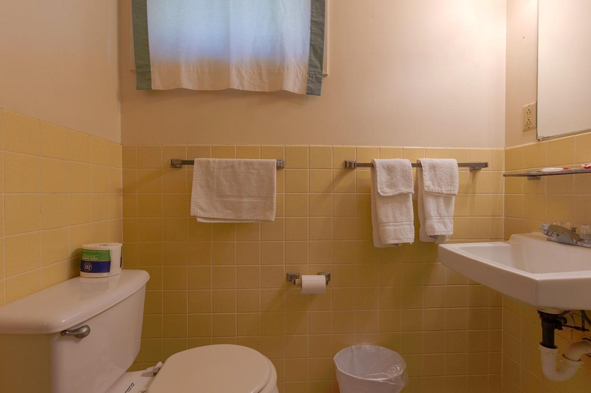 Conneaut Lakeshore Parkside Motel By Oyo Meadville Conneaut Lake المظهر الخارجي الصورة
