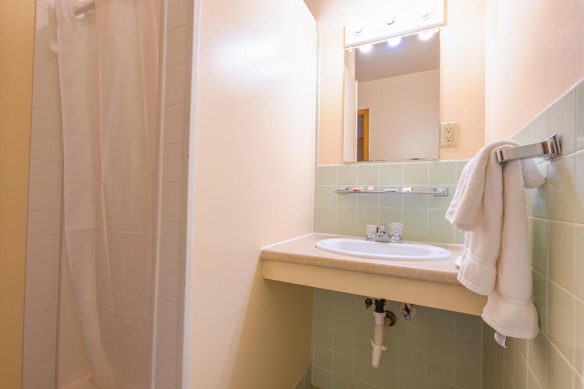 Conneaut Lakeshore Parkside Motel By Oyo Meadville Conneaut Lake المظهر الخارجي الصورة